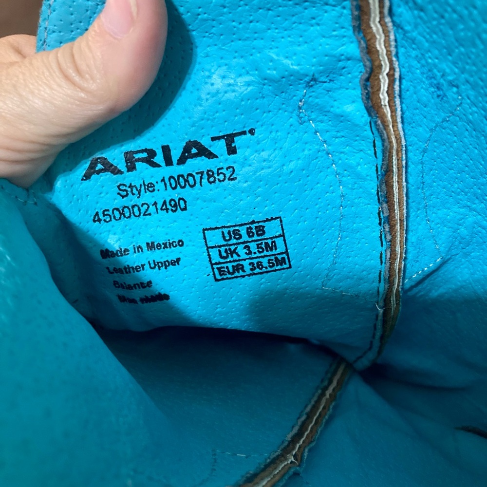 Ariat Caballera Western Boot with Turquoise accents - Picture 15 of 16